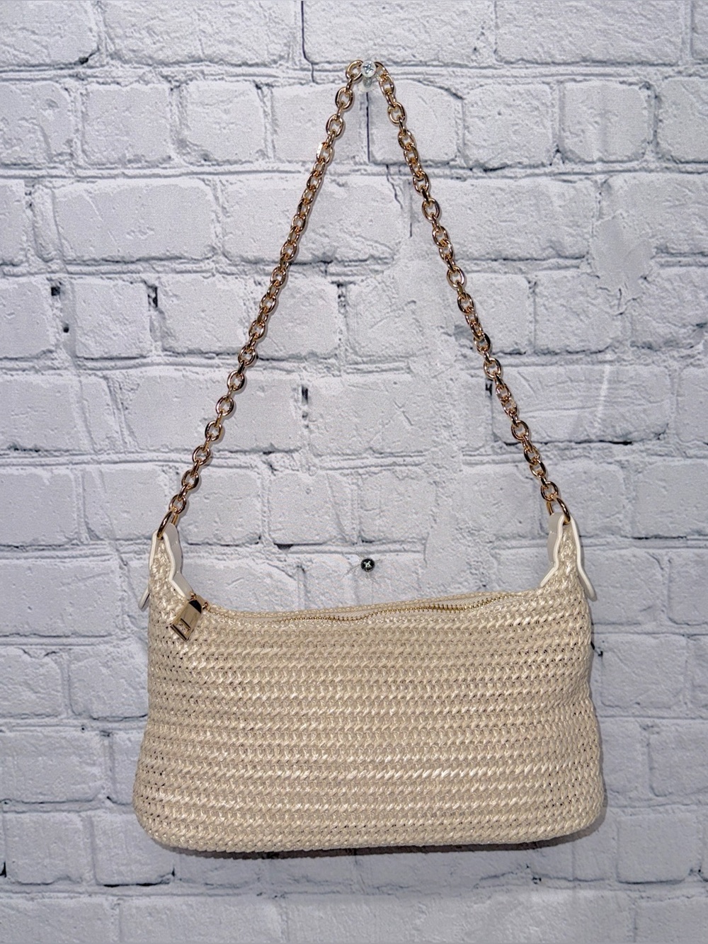 NEW! Straw Shoulder Bag - Picture 3 of 7